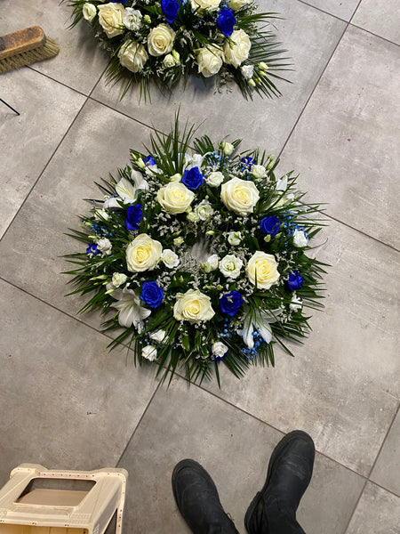 Funeral ring wreath
