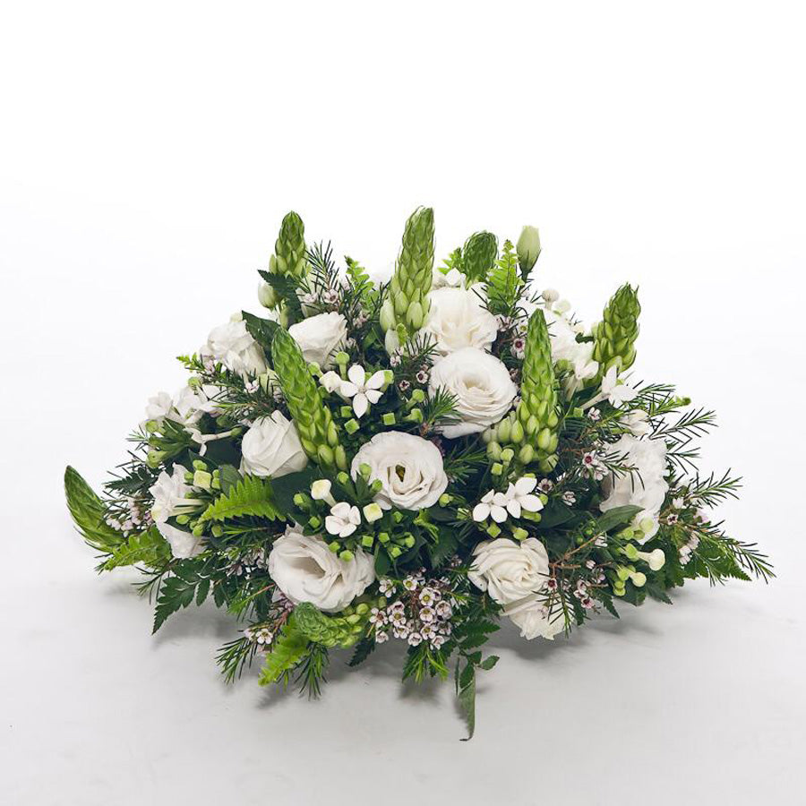 White table Arrangement